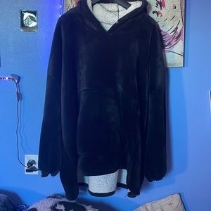 It’s like an off brand kind sweater. It has pretty much h the same quality.